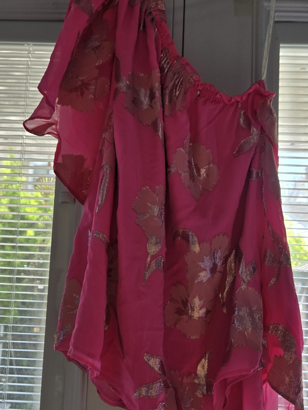 Lilly Pulitzer Hot Pink Blouse with Gold Accent Xl